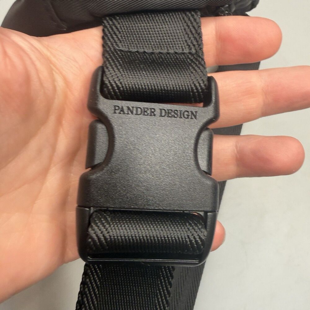 Pander Everywhere Belt Bag Black Nylon Fanny Pack Crossbody 8x5x2" EUC - Picture 11 of 16